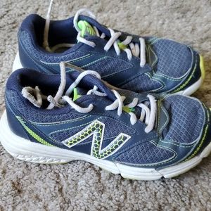 Used new balance shoes